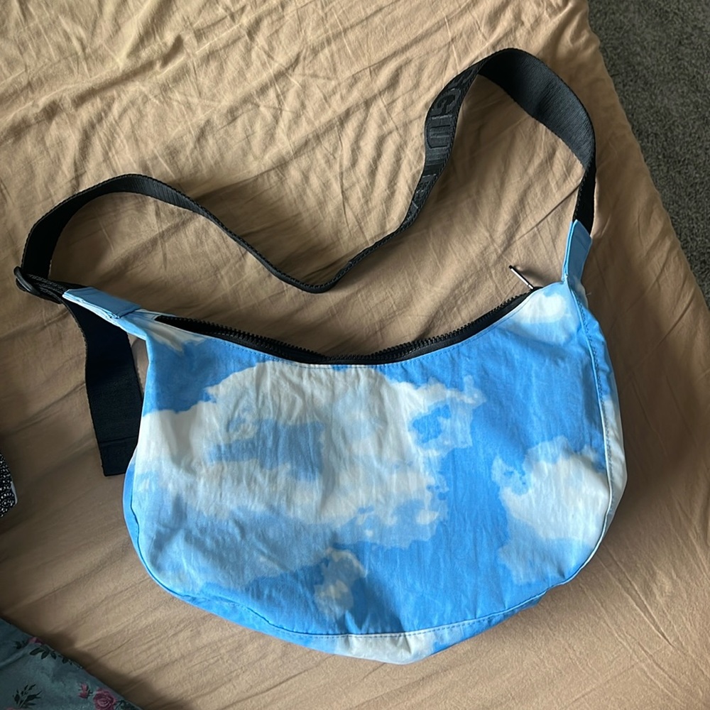 Baggu Cloud Crescent